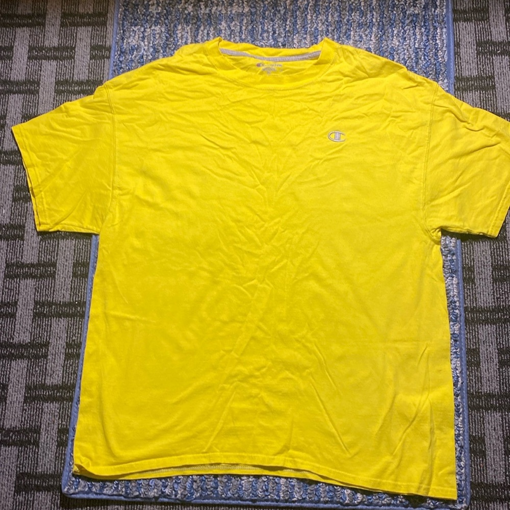 Champion XL shirt
